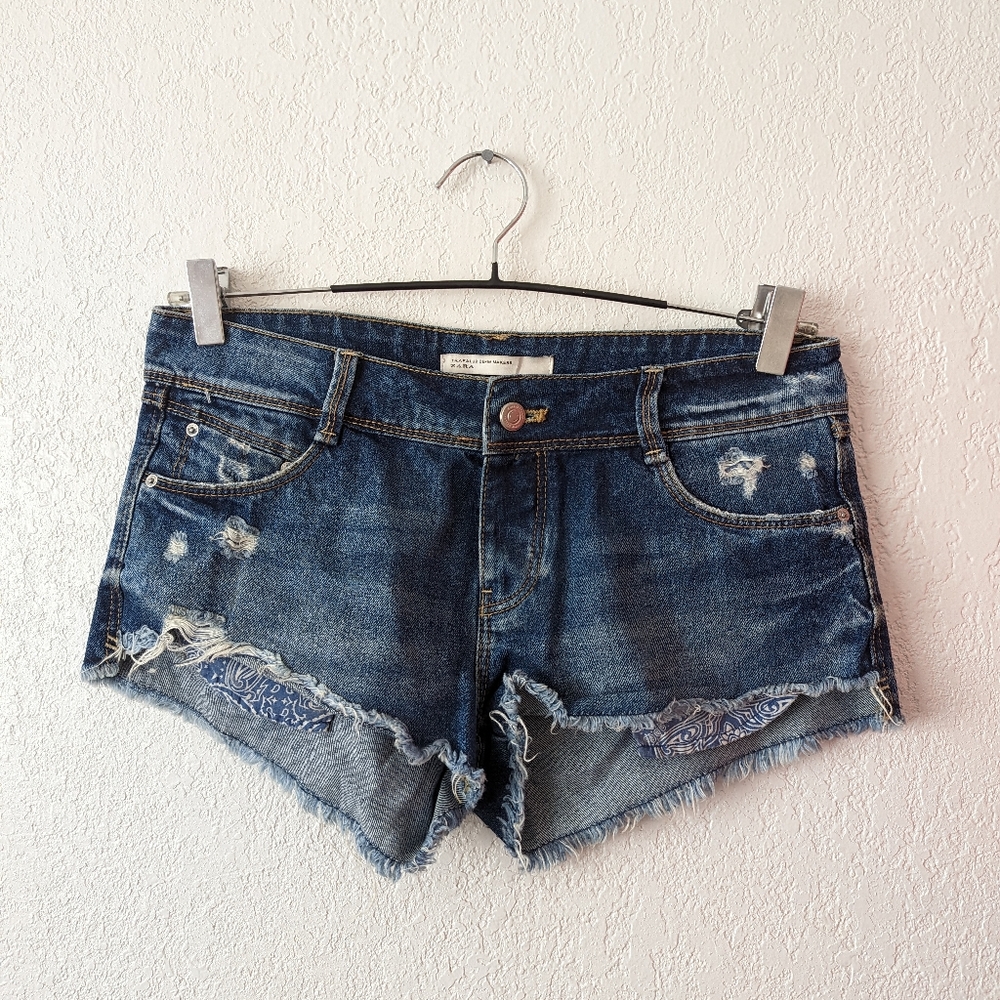 Trafaluc by Zara denim jean shorts